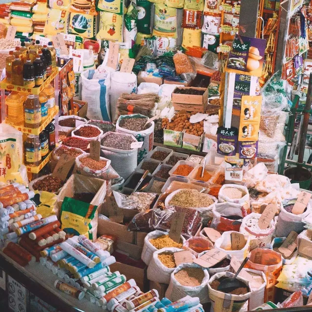 篆新市場管理權收回引關注，商戶經營不變美食依舊